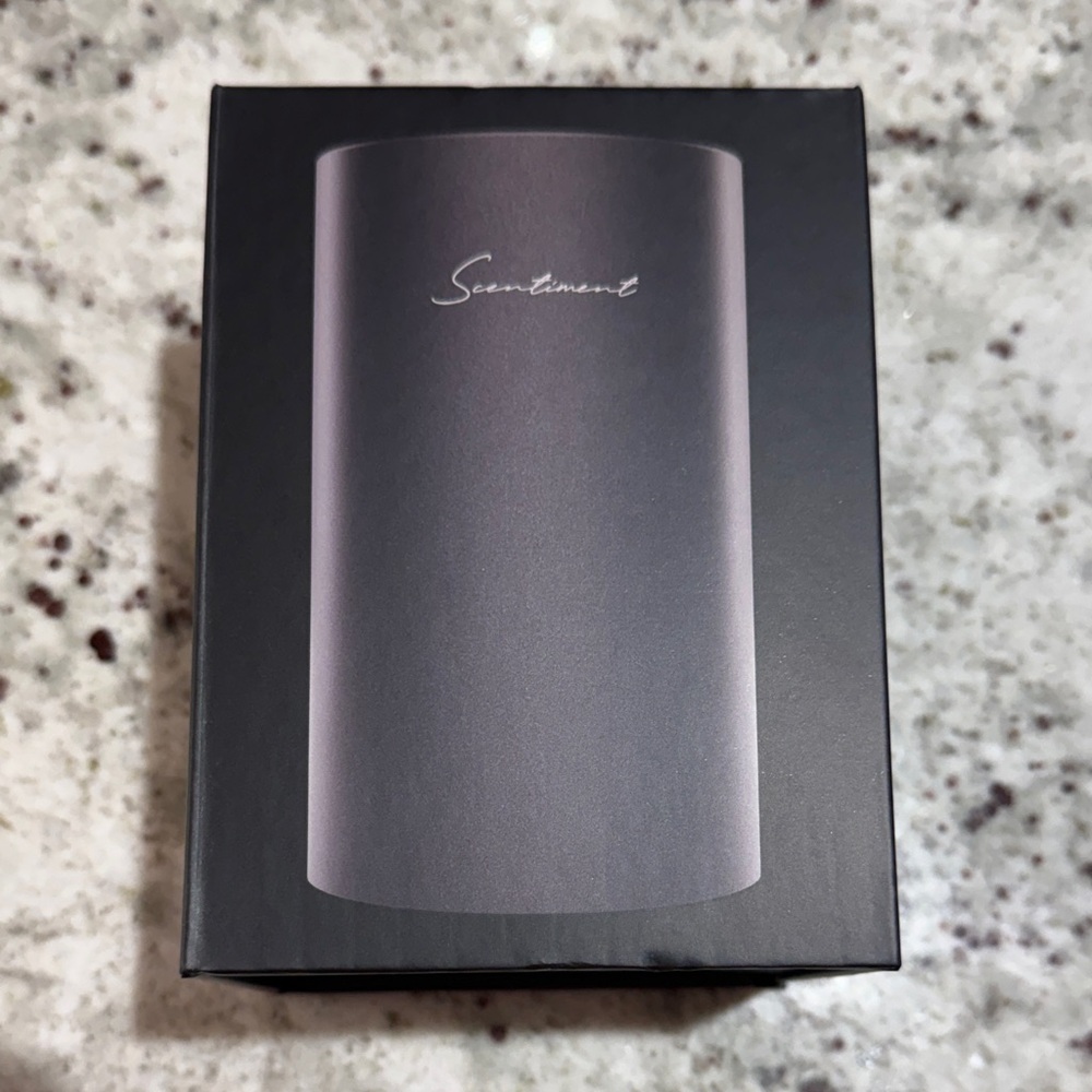 NIB Scentiment  Mini Diffuser